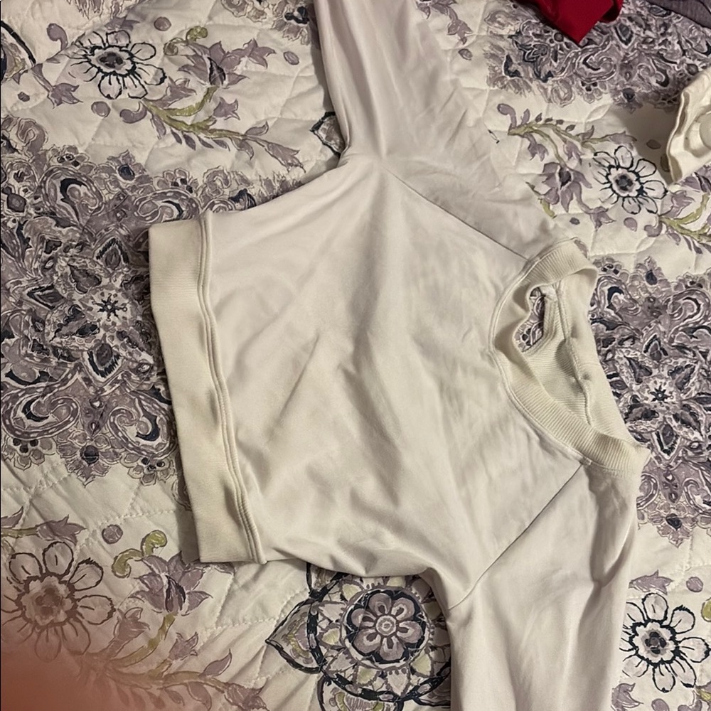 Rare bombshell top !!! White Long Sleeve Sweatshirt